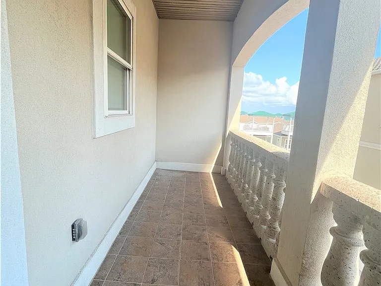 14910 Leeward Dr #802 — Photo 7