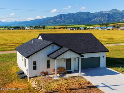 450 Roberts Ave, Thayne, WY, 83127