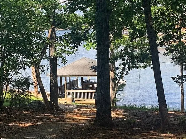 8 Regatta Ct, Columbia, SC 29212