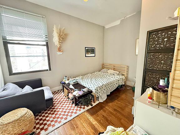 5th image of 70 Kosciuszko St APT 2E