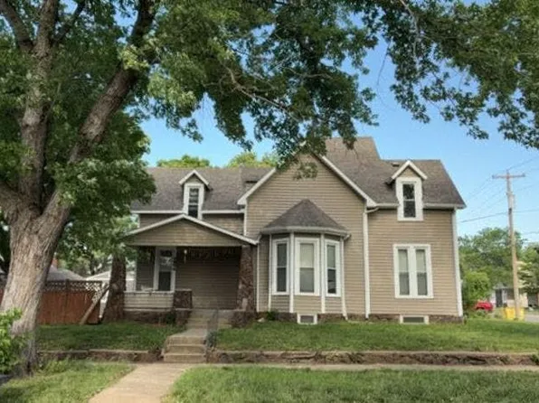 612 N Spruce St, Abilene, KS 67410