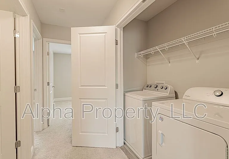 830 Chartwell Dr — Photo 10