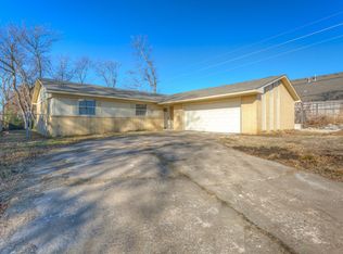 1316 N Fern Ave, Broken Arrow, OK 74012