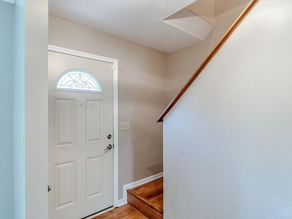 3rd image of 6083 Donna Jay Dr