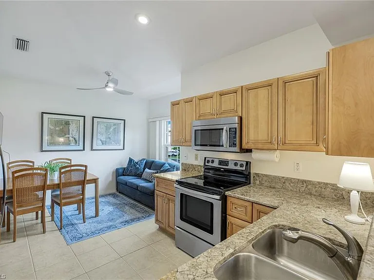 437 Wiggins Lake Ct #201 — Photo 7