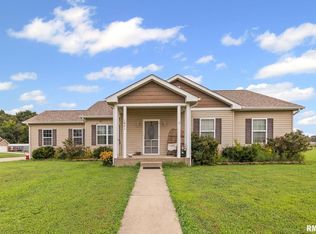 1821 Mark Dr, Sparta, IL 62286