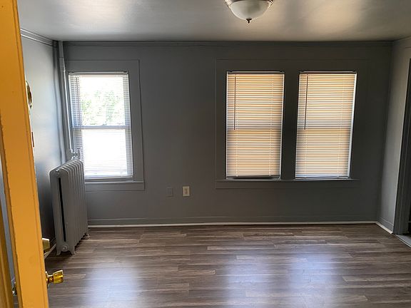 2nd image of 277 Scofield Ave APT 8