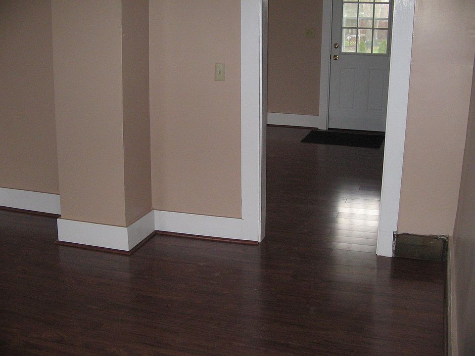 2nd image of 173 Perry St
