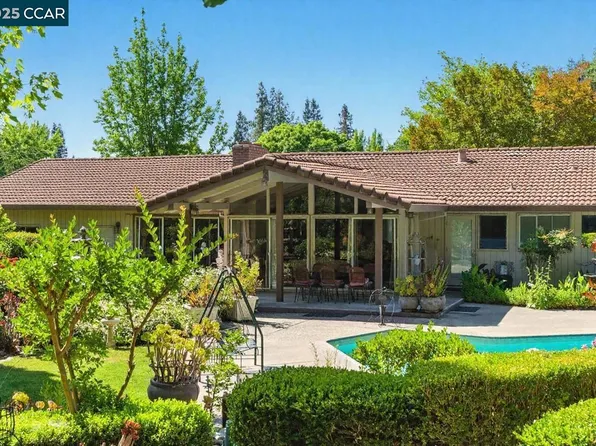 1683 Cervato Cir, Alamo, CA 94507