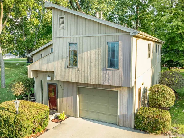 106 N Beach Dr, Monticello, IN 47960