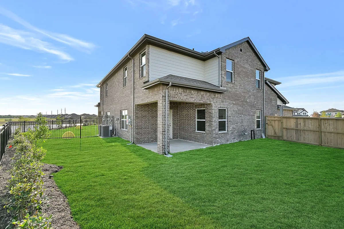 Building Photo - 21007 Bay Village Dr #A