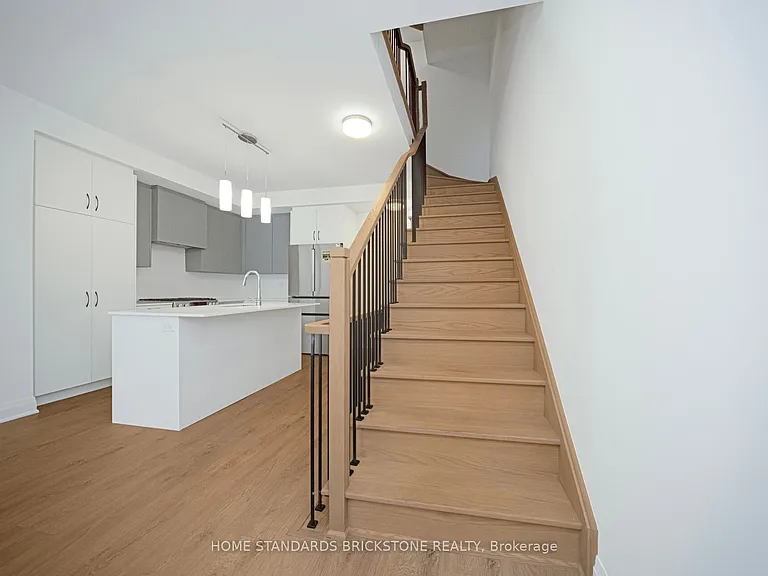 22 Chesley St — Photo 17