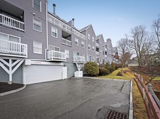 212 Humphrey St SUITE 203, Marblehead, MA 01945