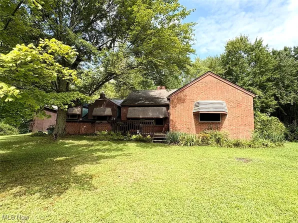 23200 Louise Ln, Columbia Station, OH 44028