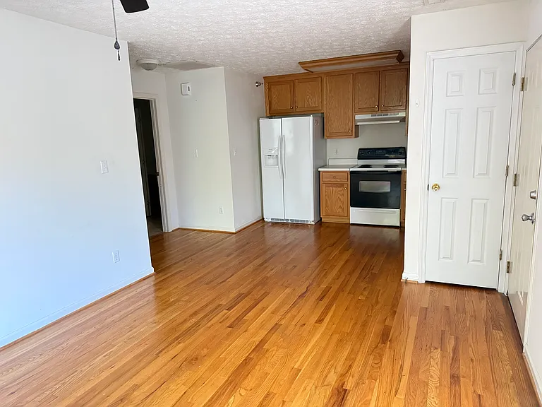 841 Vista View Ln #11 — Photo 2