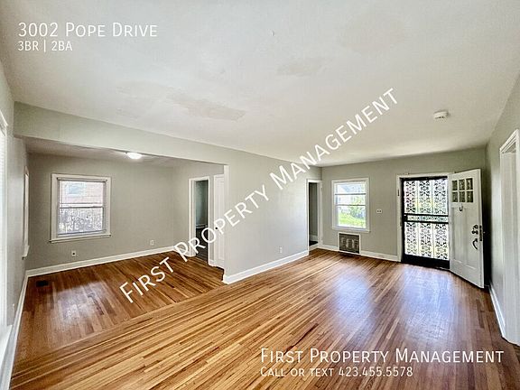 3rd image of 3002 Pope Dr