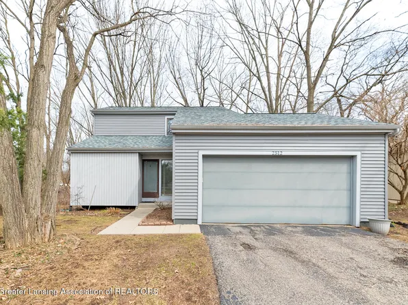 2512 Royce Ct, East Lansing, MI 48823