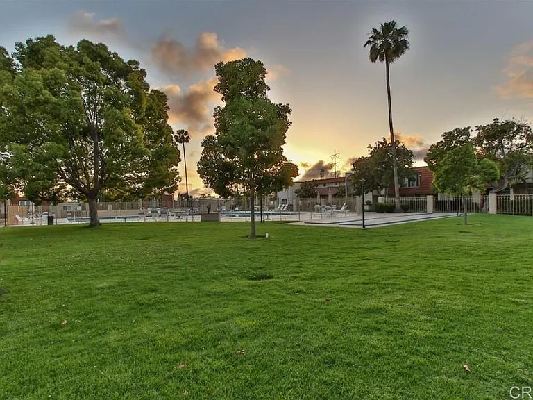 4181 Balboa Way — Photo 18