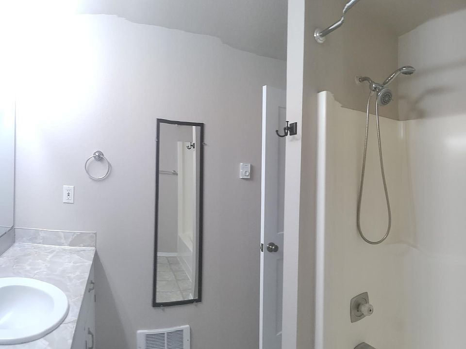 1st image of 14203 107th Avenue Ct E