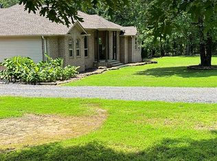 233 Seminole Trl, Russellville, AR 72802