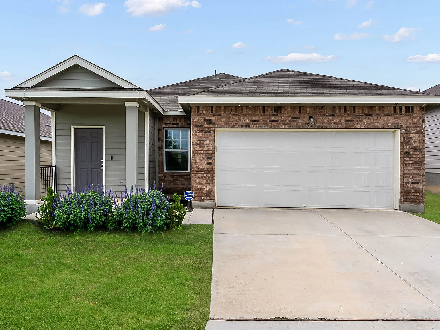 3 bed, 1405 sqft, $1,650 — Photo 3