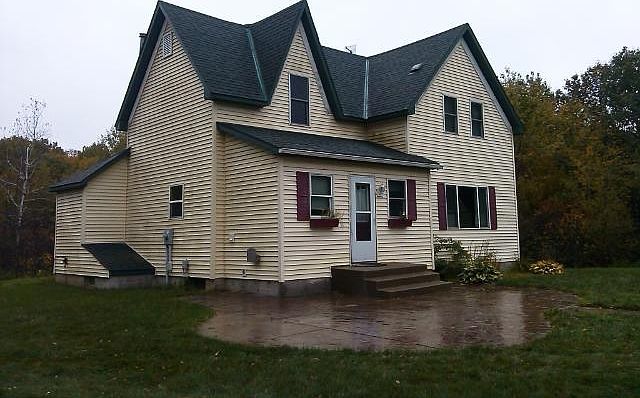 1st image of 1052 Grand St NE