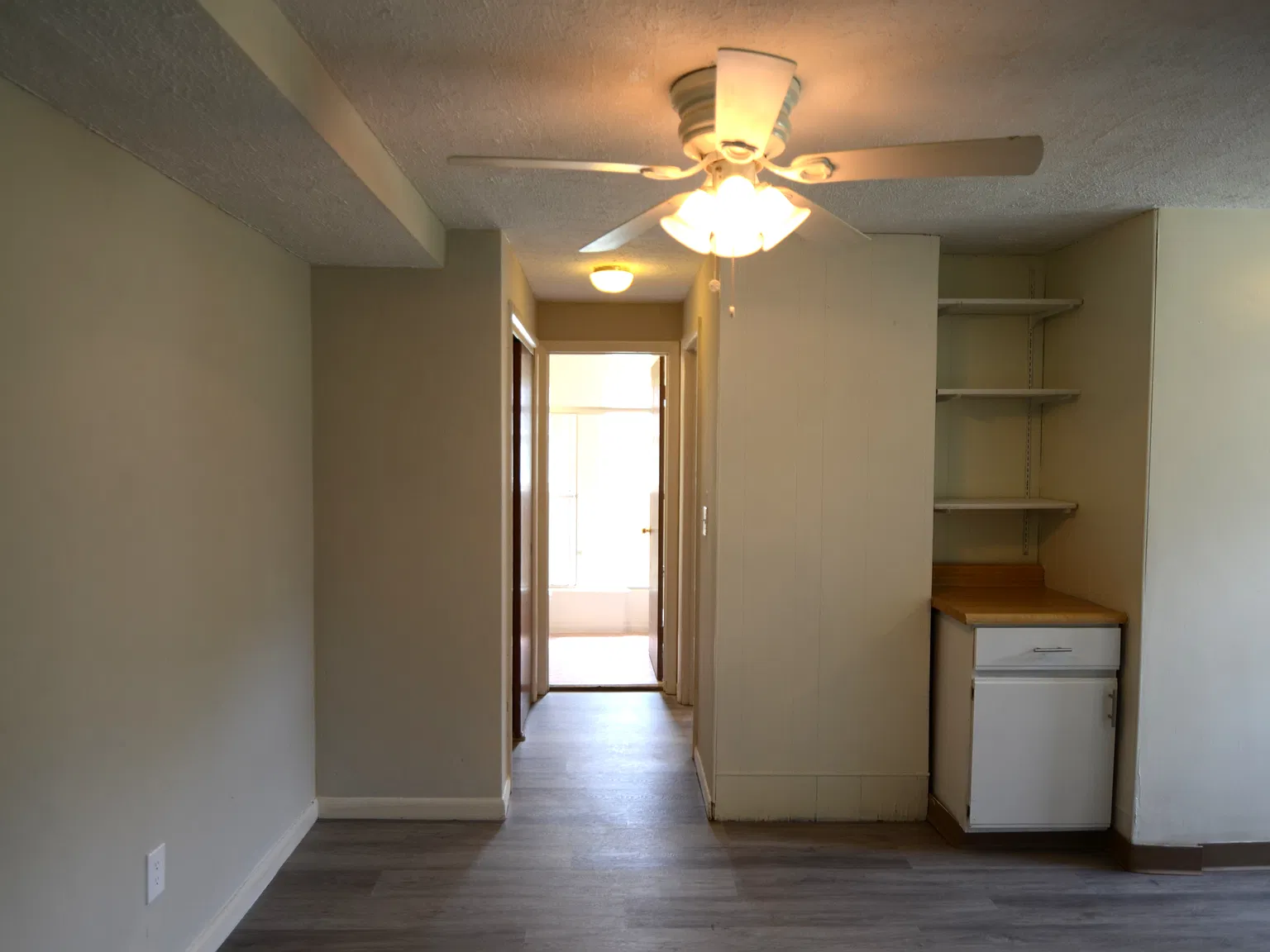 1 bed, 700 sqft, $895 — Photo 4