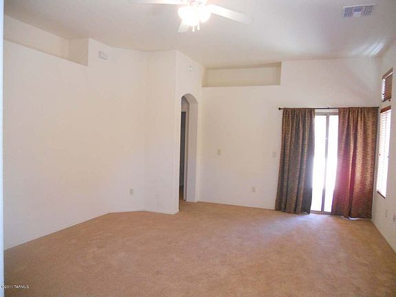 3rd image of 6043 S Avenida Las Monjas