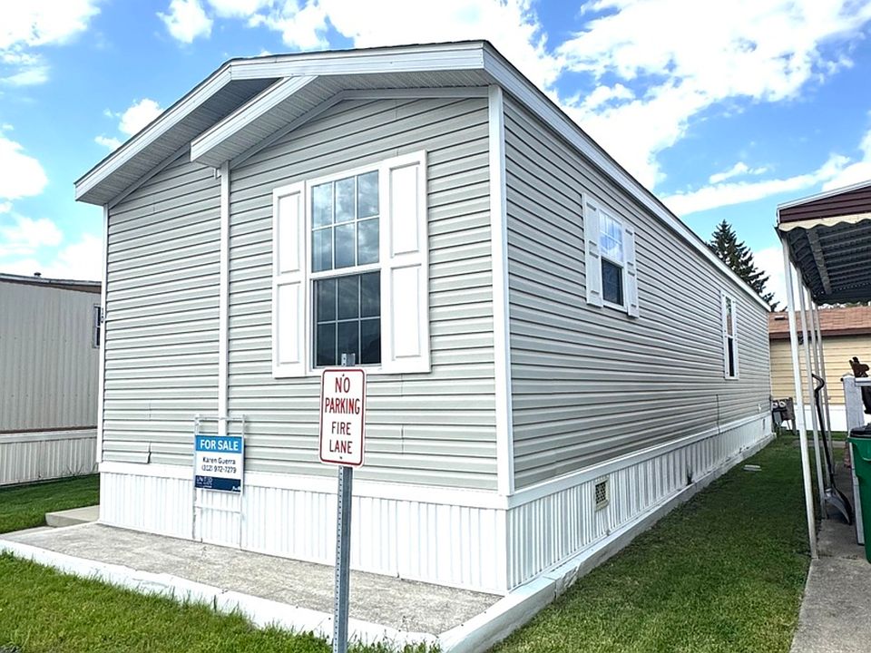 1st image of 10 Cedar St