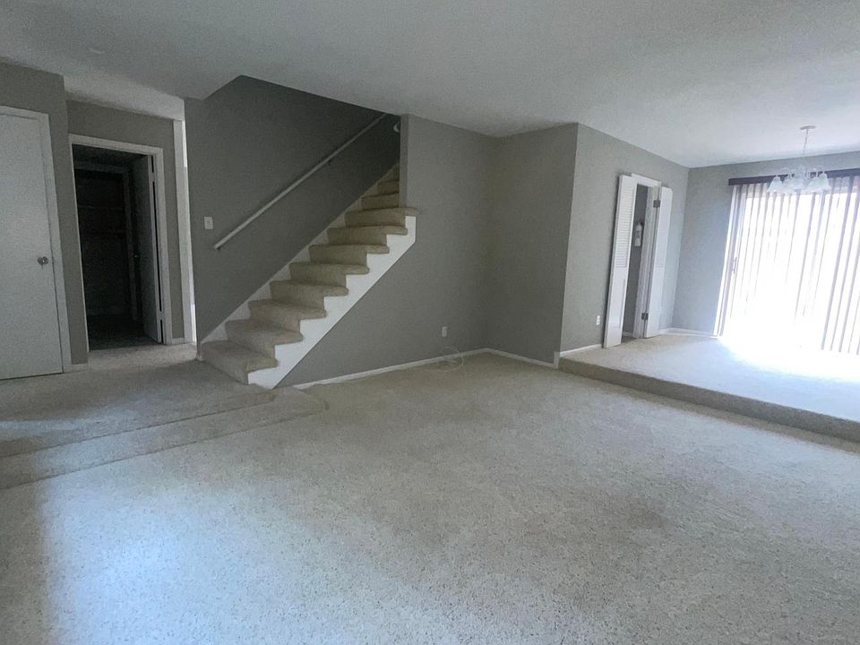 1st image of 4335 Chateau De Ville Dr