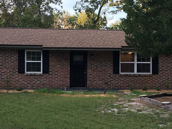 Close up of front yard