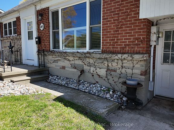 2nd image of 145 Elizabeth St
