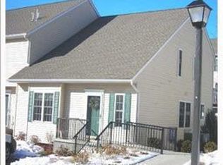 37 Briar Ln, Norwich, CT 06360