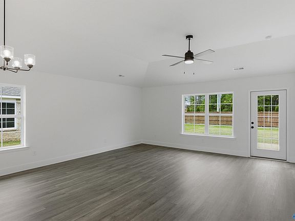 4th image of 18054 Bellabon Dr
