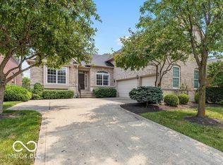 15471 Mission Hills Dr, Carmel, IN 46033