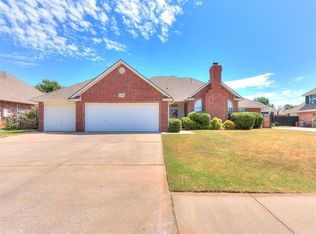 11008 Wineview Dr, Oklahoma City, OK 73170