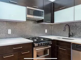 663 Onderdonk Ave #1L, Ridgewood, NY 11385