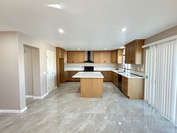 2nd image of 1227 Lakeport Ln