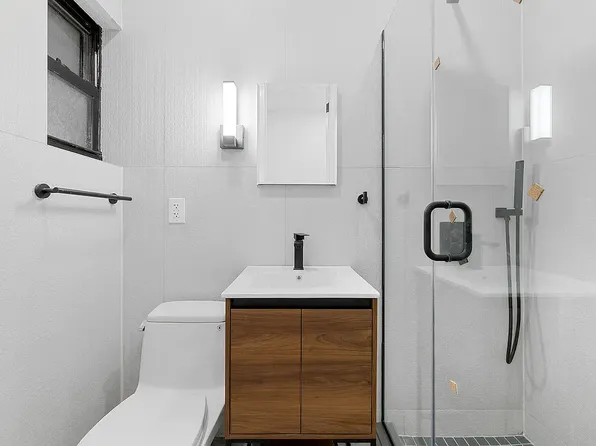 428 7th Avenue image 4 of 4