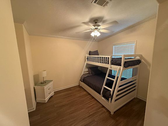 5th image of 4424 San Lucian Ln