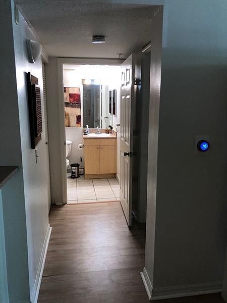 1st image of 903 Villa Cir