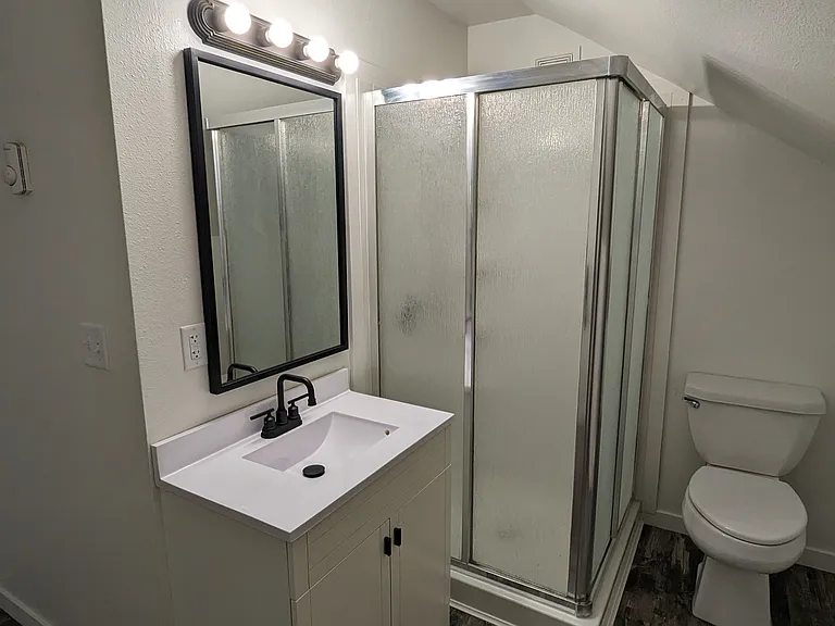 523 N Arch St #1 — Photo 8