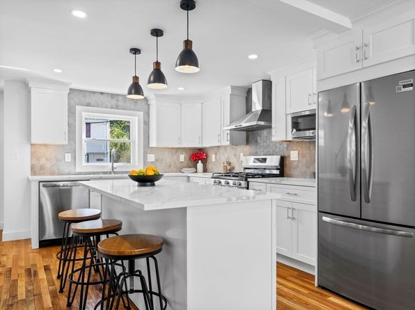 44 Greenhalge St, Medford, MA 02155