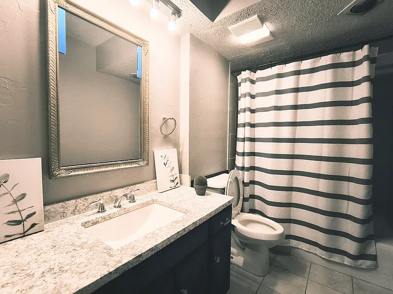11417 N May Ave #1-D — Photo 23