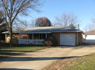 4033 N Greenswitch Rd, Decatur, IL 62526