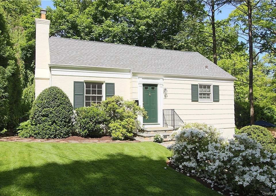 1st image of 3 Cottage Cir