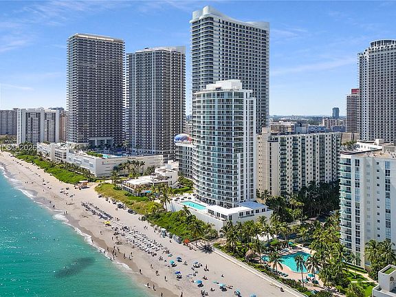 2nd image of 4001 S Ocean Dr APT 3P