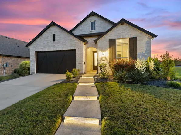1725 McDougall Crk, Van Alstyne, TX 75495