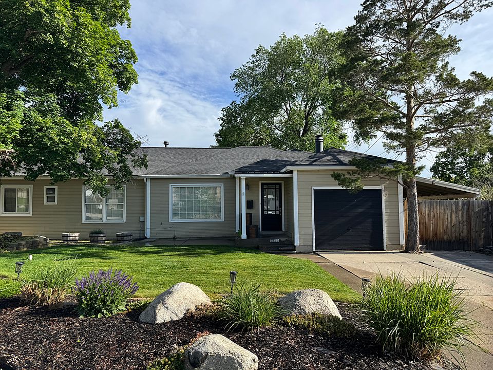 1st image of 2790 E Kenton Dr S