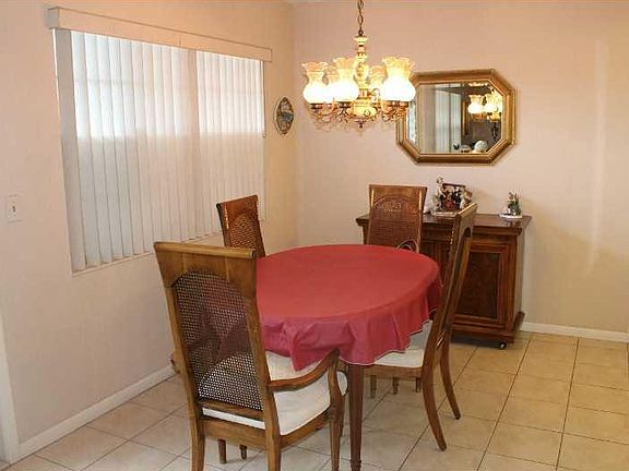 5th image of 1071 Ventnor P #1071